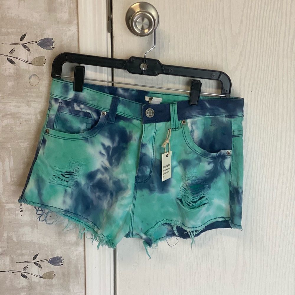 Forever 21 tie dye shorts NWT